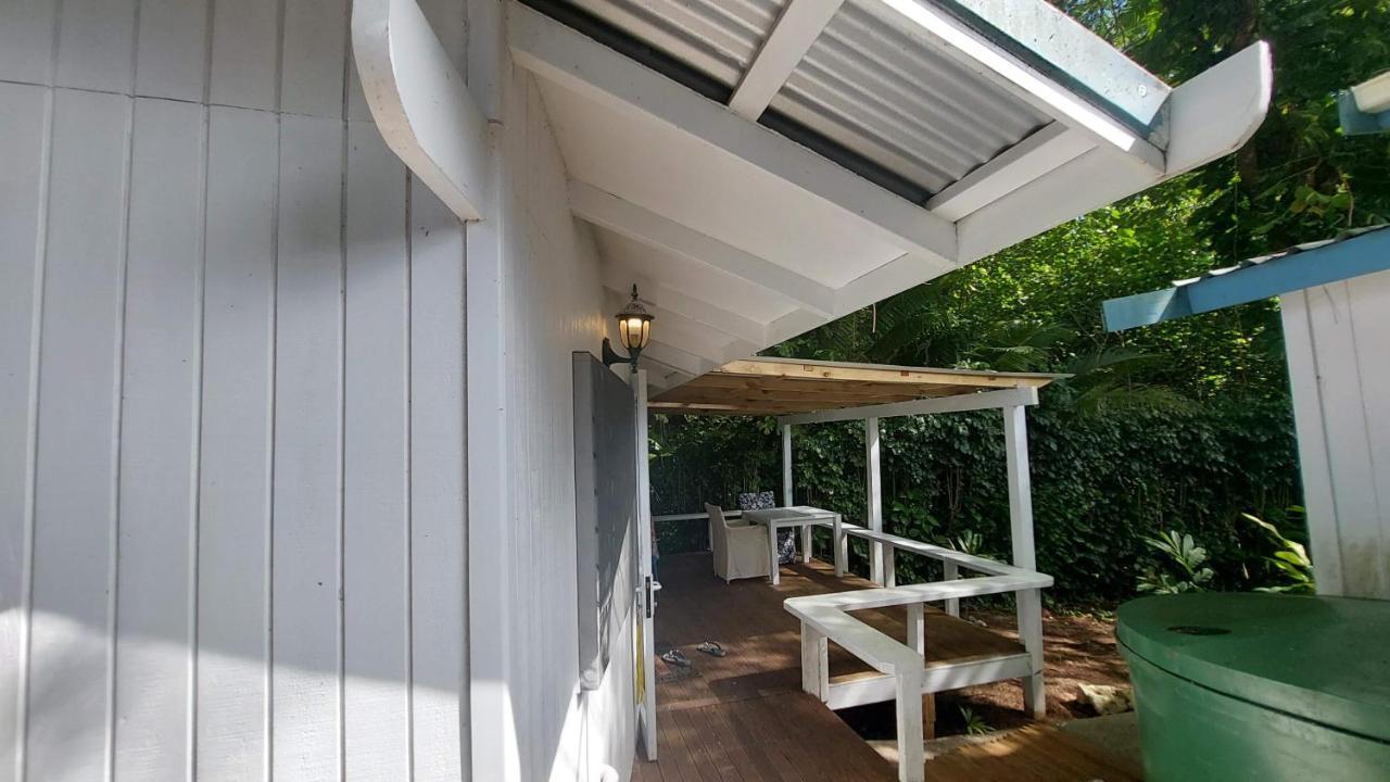 Are Tamareni 2Br Beach Cottage Or River Studio Аваруа Екстериор снимка