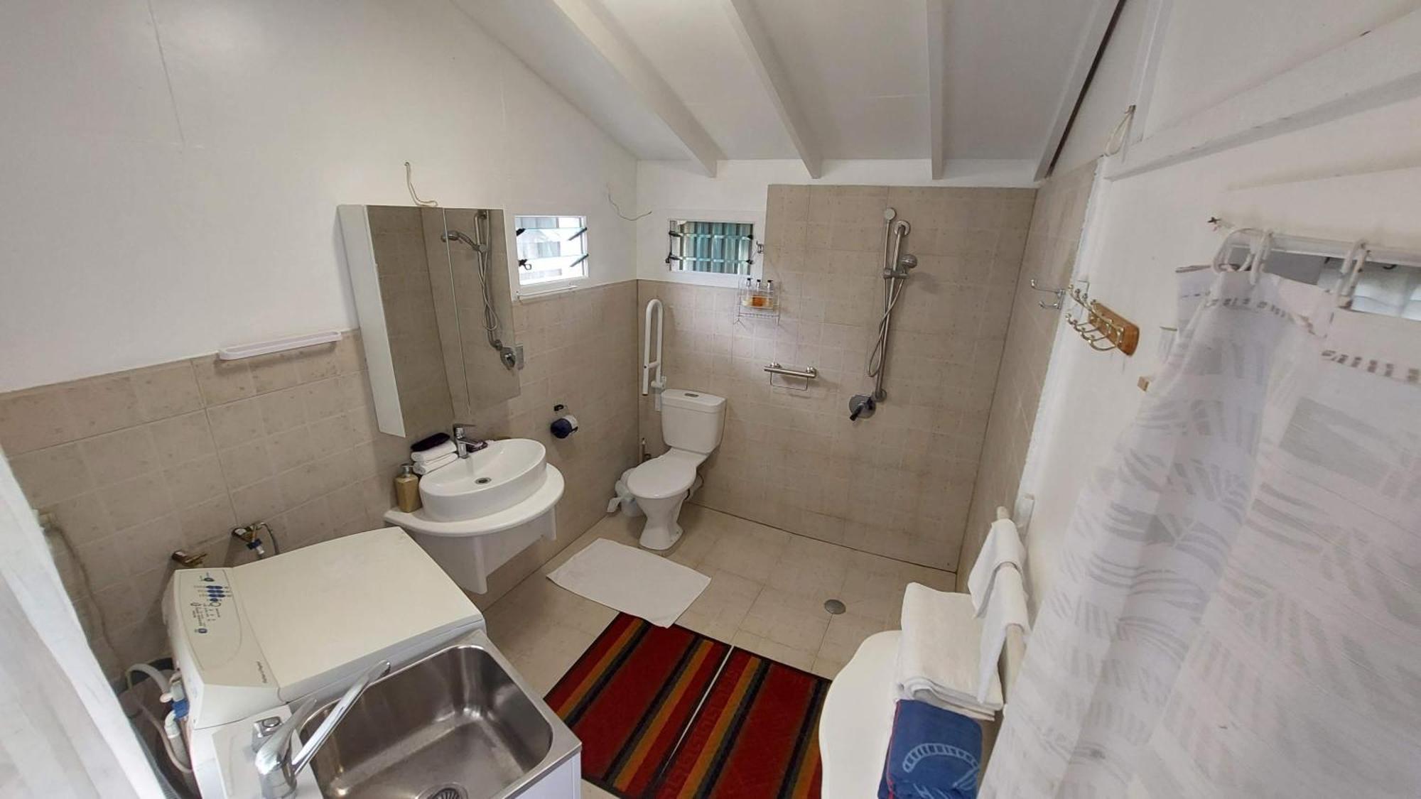 Are Tamareni 2Br Beach Cottage Or River Studio Аваруа Стая снимка