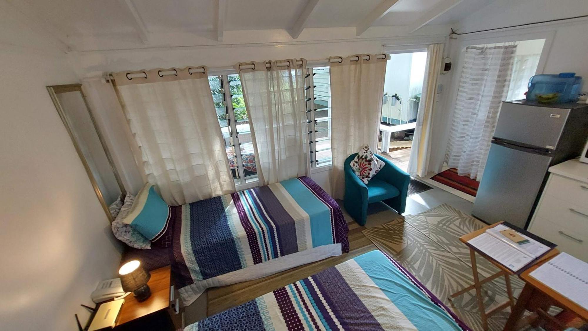 Are Tamareni 2Br Beach Cottage Or River Studio Аваруа Стая снимка