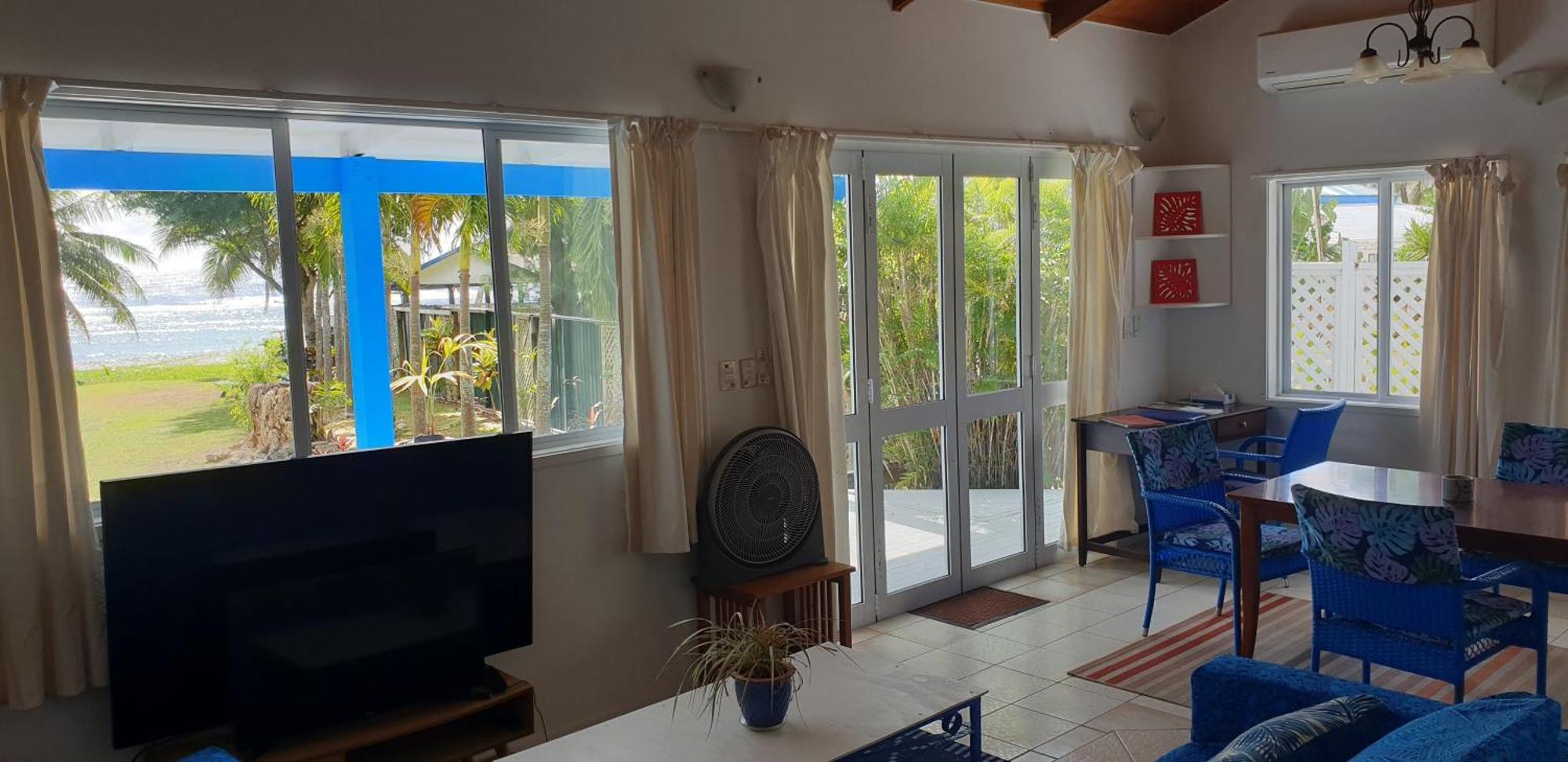 Are Tamareni 2Br Beach Cottage Or River Studio Аваруа Стая снимка